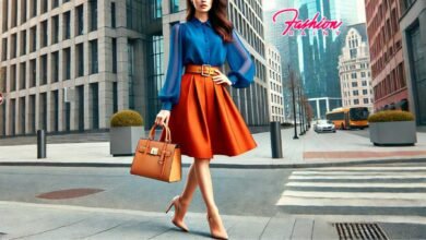 Complementary Colors in Fashion Woman in Stylish Outfit